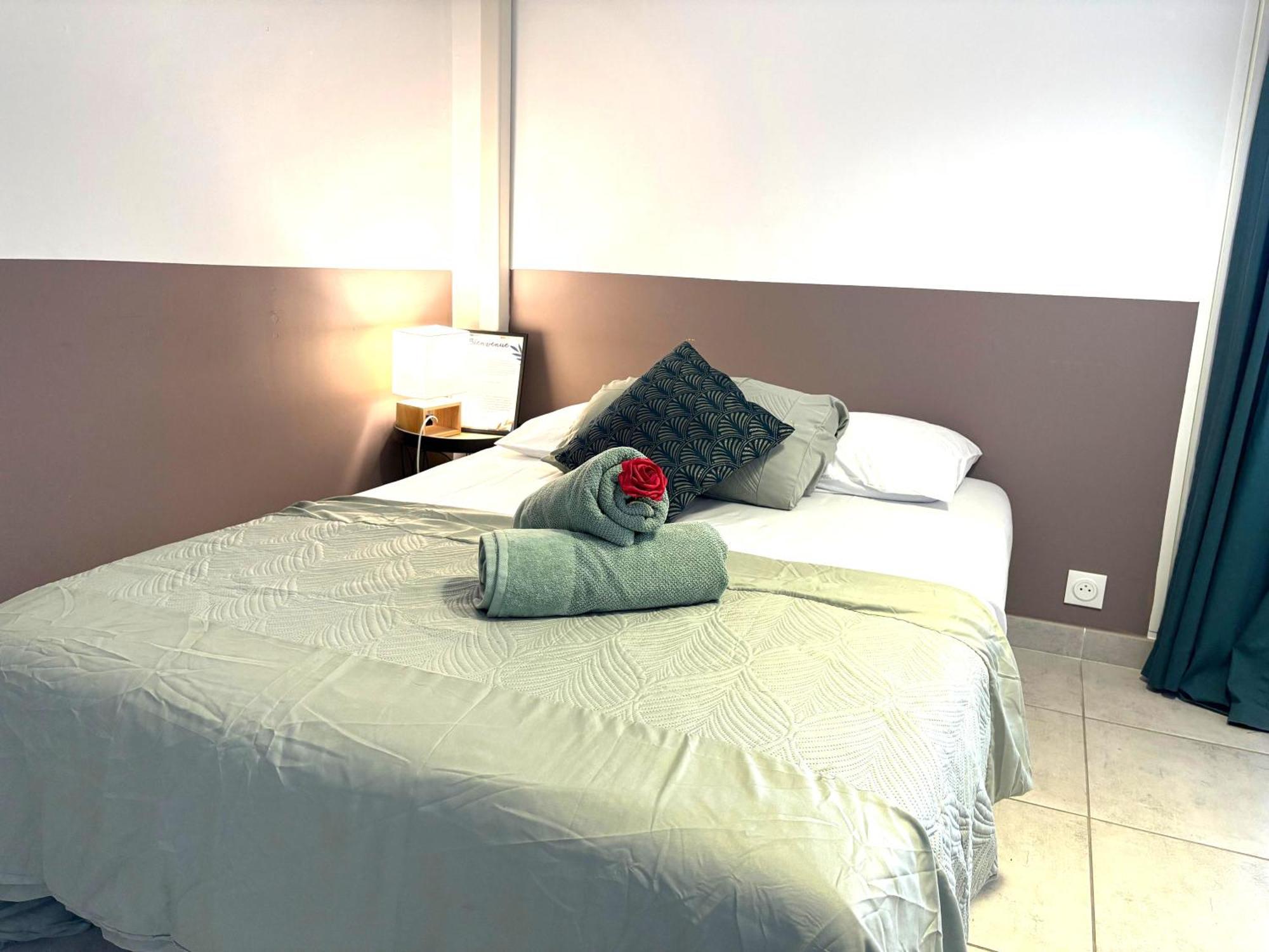 L'Amazone Studio Plein Centre Plages A 2Min Clim Wifi Sur Le Port - Top Prosconciergerie- La Grande Motte Dış mekan fotoğraf